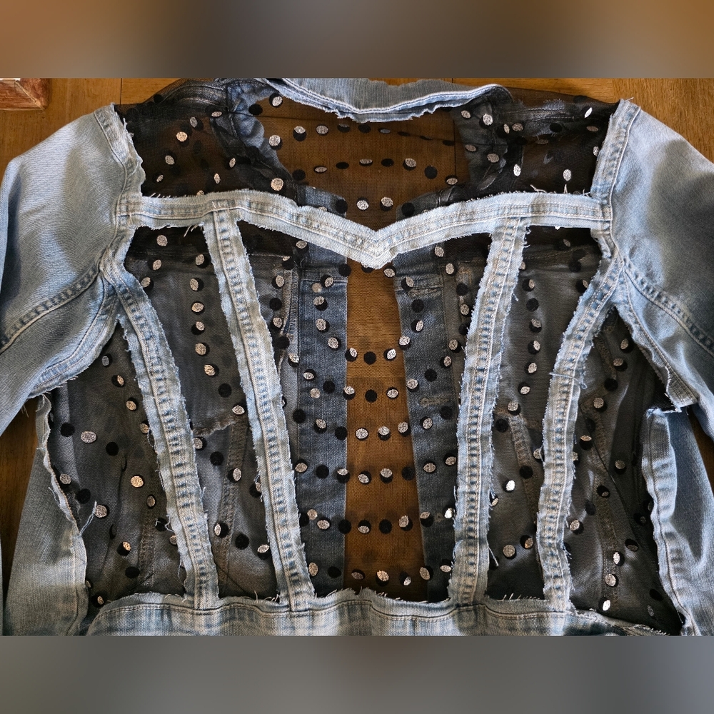 "Just A Phase" Custom Upcyled Moon Phase Jean Jacket Sz 2x - Picture 10 of 10